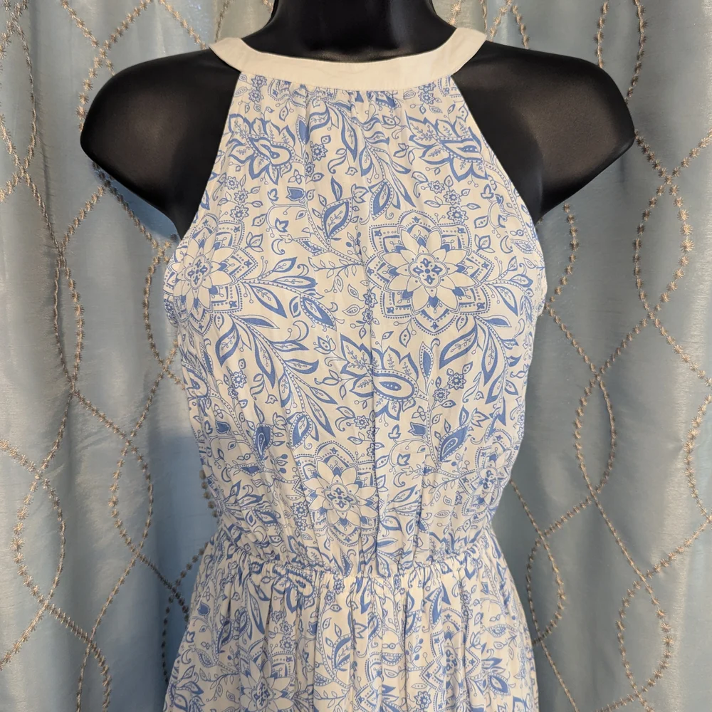 12. Old Navy Blue & White Floral Print Halter Maxi Dress - Picture 4 of 6